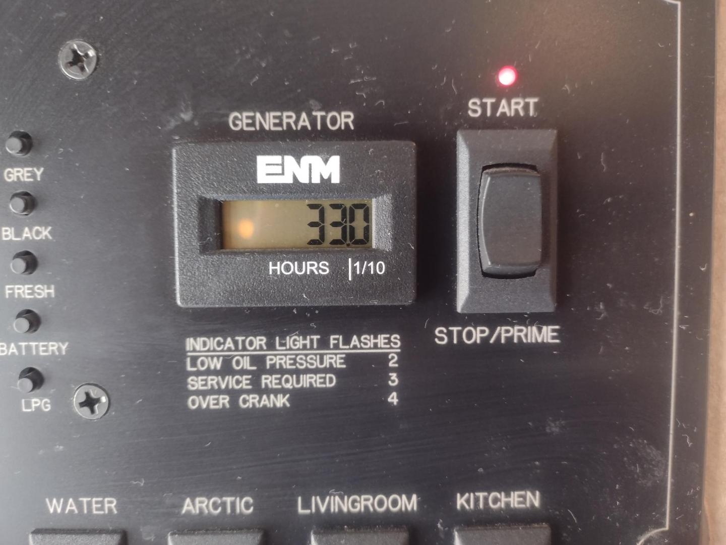 2012 White /BROWN Ford Econoline E450 (1FDXE4FS5BD) with an 6.8L V10 SOHC 20V engine, located at 17760 Hwy 62, Morris, OK, 74445, 35.609104, -95.877060 - SPRING TIME IS HERE WHAT BETTER WAY TO START YOUR TRAVELS IN THIS 2012 FORD E450 2WD FOREST RIVER SUNSEEKER 2860DS CLASS C MOTORHOME 30FT OVERALL. IT FEATURES THE TRITON 6.8L V10 ENGINE, KEYLESS ENTRY, CLOTH MANUAL SEATS, POWER WINDOWS, POWER LOCKS, POWER MIRRORS, CRUISE CONTROL, TOW HAUL MODE, BACK - Photo#70