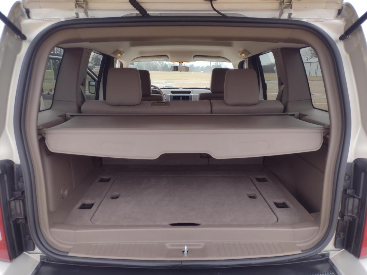 2009 Silver /TAN Jeep Liberty Sport 4WD (1J8GN28K99W) with an 3.7L V6 SOHC 12V engine, 4-Speed Automatic Overdrive transmission, located at 17760 Hwy 62, Morris, OK, 74445, (918) 733-4887, 35.609104, -95.877060 - Photo#20