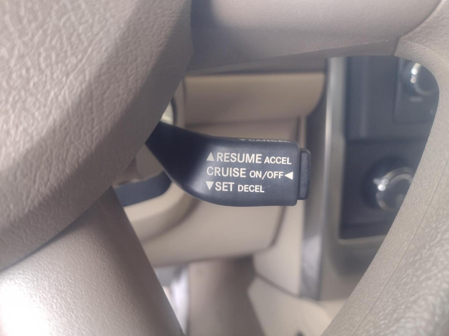 2009 Silver /TAN Jeep Liberty Sport 4WD (1J8GN28K99W) with an 3.7L V6 SOHC 12V engine, 4-Speed Automatic Overdrive transmission, located at 17760 Hwy 62, Morris, OK, 74445, (918) 733-4887, 35.609104, -95.877060 - Photo#13