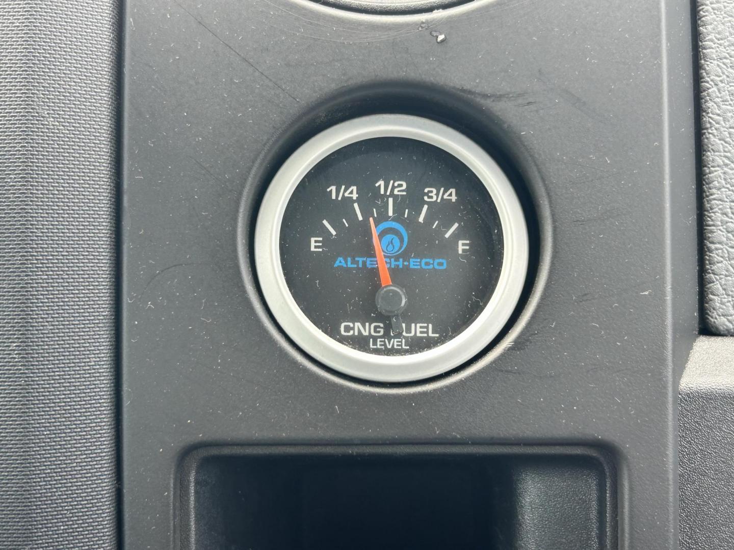 2014 White /Gray Ford F-150 XL (1FTEX1EM8EK) with an 3.7L V6 DOHC 24V engine, 6-Speed Automatic transmission, located at 17760 Hwy 62, Morris, OK, 74445, (918) 733-4887, 35.609104, -95.877060 - 2014 FORD F-150 4WD HAS A 3.7L V6 ENGINGE BI-FUEL SYSTEM RUNS ON CNG (COMPRESSED NATURAL GAS) OR GASOLINE. IT FEATURES CLOTH INTERIOR, MANUAL SEATS, POWER WINDOWS, POWER LOCKS, POWER MIRRORS, AM/FM STEREO, SIRIUS RADIO, CD PLAYER, AUXILLIARY PORT, CRUISE CONTROL, TRACTION CONTROL, BACKUP CAMERA, MUL - Photo#16