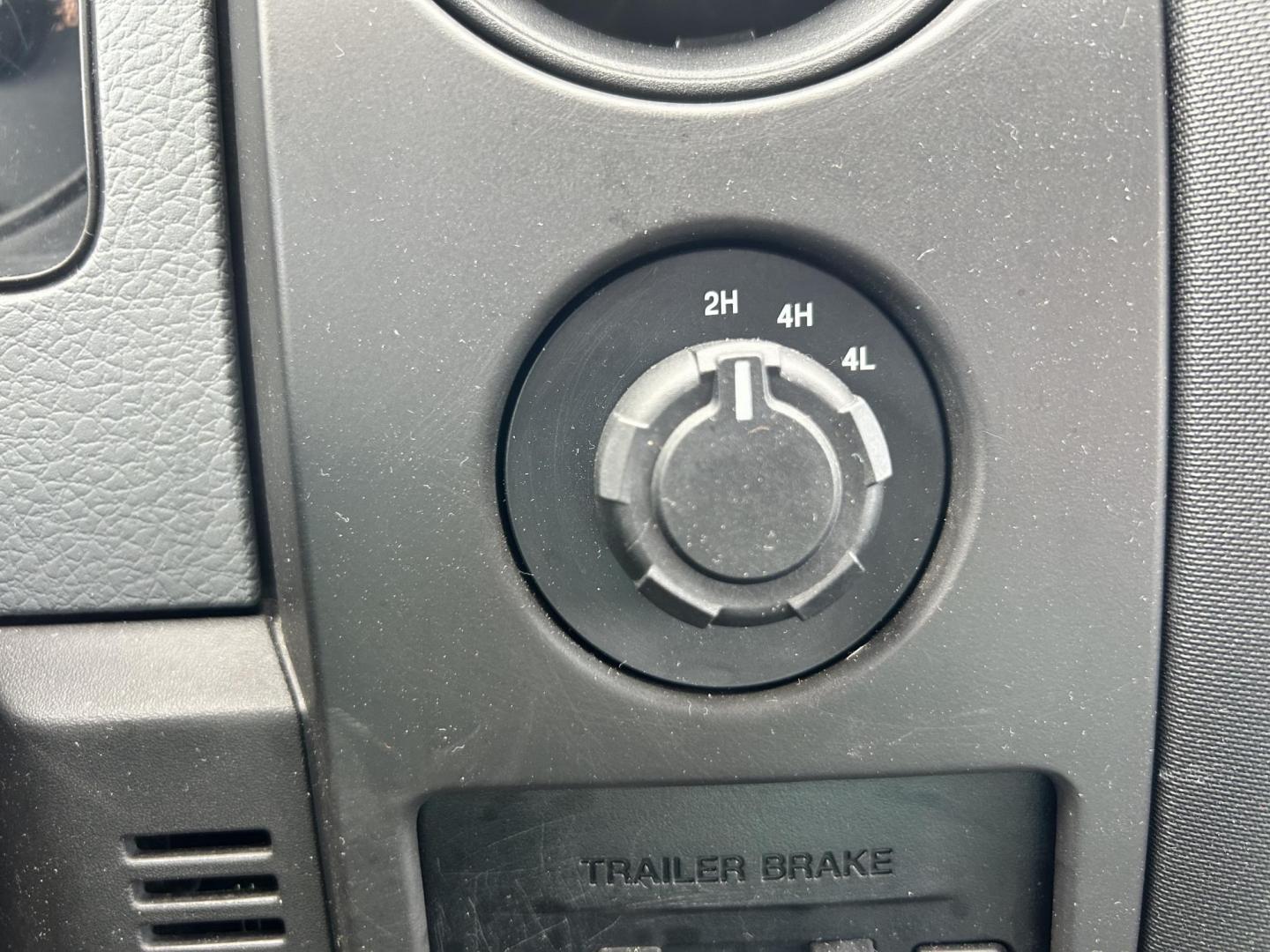 2014 White /Gray Ford F-150 XL (1FTEX1EM8EK) with an 3.7L V6 DOHC 24V engine, 6-Speed Automatic transmission, located at 17760 Hwy 62, Morris, OK, 74445, (918) 733-4887, 35.609104, -95.877060 - 2014 FORD F-150 4WD HAS A 3.7L V6 ENGINGE BI-FUEL SYSTEM RUNS ON CNG (COMPRESSED NATURAL GAS) OR GASOLINE. IT FEATURES CLOTH INTERIOR, MANUAL SEATS, POWER WINDOWS, POWER LOCKS, POWER MIRRORS, AM/FM STEREO, SIRIUS RADIO, CD PLAYER, AUXILLIARY PORT, CRUISE CONTROL, TRACTION CONTROL, BACKUP CAMERA, MUL - Photo#15