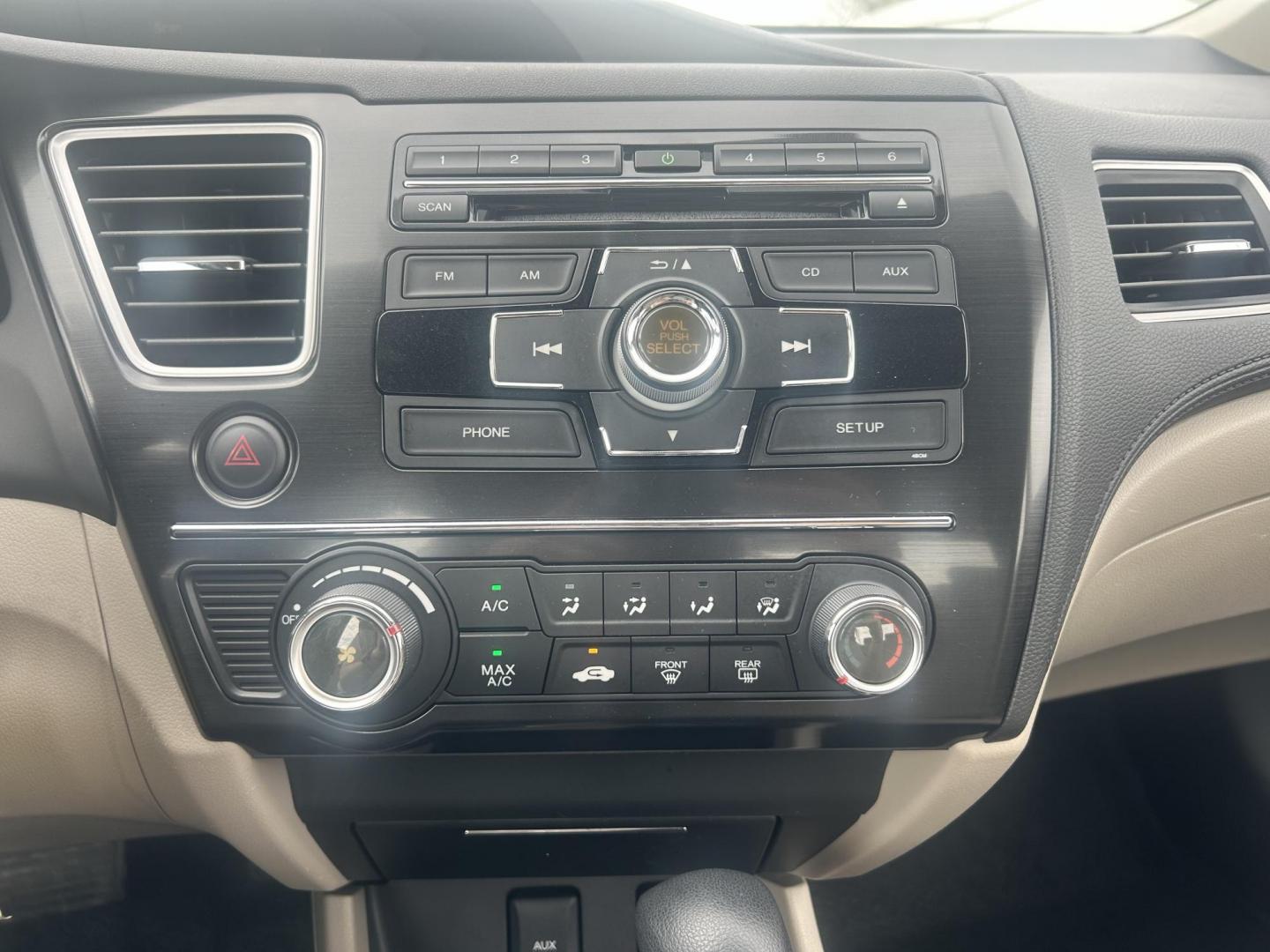 2013 White /Gray Honda Civic (19XFB5F53DE) with an 1.8L L4 SOHC 16V CNG engine, 5A transmission, located at 17760 Hwy 62, Morris, OK, 74445, (918) 733-4887, 35.609104, -95.877060 - 2013 HONDA CIVIC DEDICATED CNG (RUNS ONLY ON COMPRESSED NATURAL GAS) HAS A 1.8L 4 CYLINDER ENGINE AND IS 2WD. FEATURES MANUAL SEATS, POWER LOCKS, POWER MIRRORS, POWER WINDOWS. HAS AM/FM RADIO, CD PLAYER, AUX PORT, CRUISE CONTROL, MULTI-FUNCTION STEERING WHEEL CONTROL, AND TRACTION CONTROL. ONLY 53,4 - Photo#11