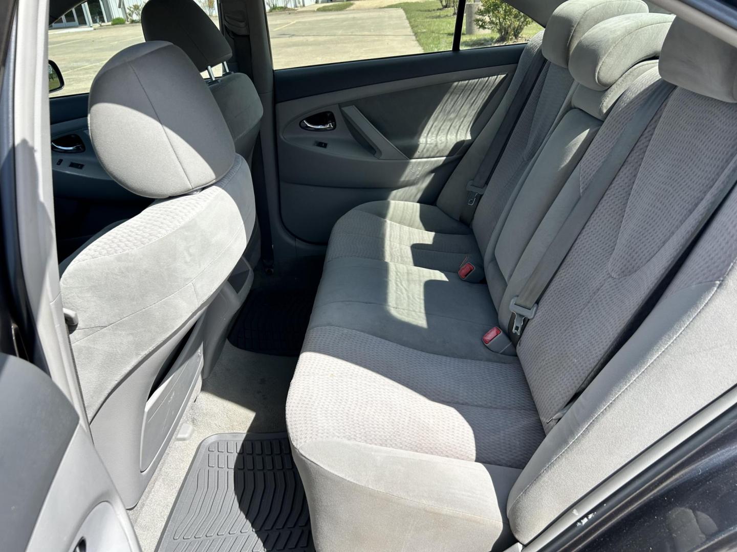 2011 Silver /GRAY Toyota Camry LE (4T4BF3EK2BR) with an 2.5L L4 DOHC 16V engine, 6-Speed Automatic transmission, located at 17760 Hwy 62, Morris, OK, 74445, (918) 733-4887, 35.609104, -95.877060 - 2011 TOYOTA CAMRY LE WITH 2.5L 4 CYLINDER ENGINE. THIS FEATURES KEYLESS ENTRY, CLOTH INTERIOR, POWER DRIVER SEAT, MANUAL PASSENGER SEAT, POWER WINDOWS, POWER LOCKS, AM/FM RADIO, CD PLAYER, AUXILIARY PORT, CRUISE CONTROL, AND TRACTION CONTROL. ONLY HAS 143,089 MILES AND BLACK HAWK 215/60R16 TIRES. - Photo#14