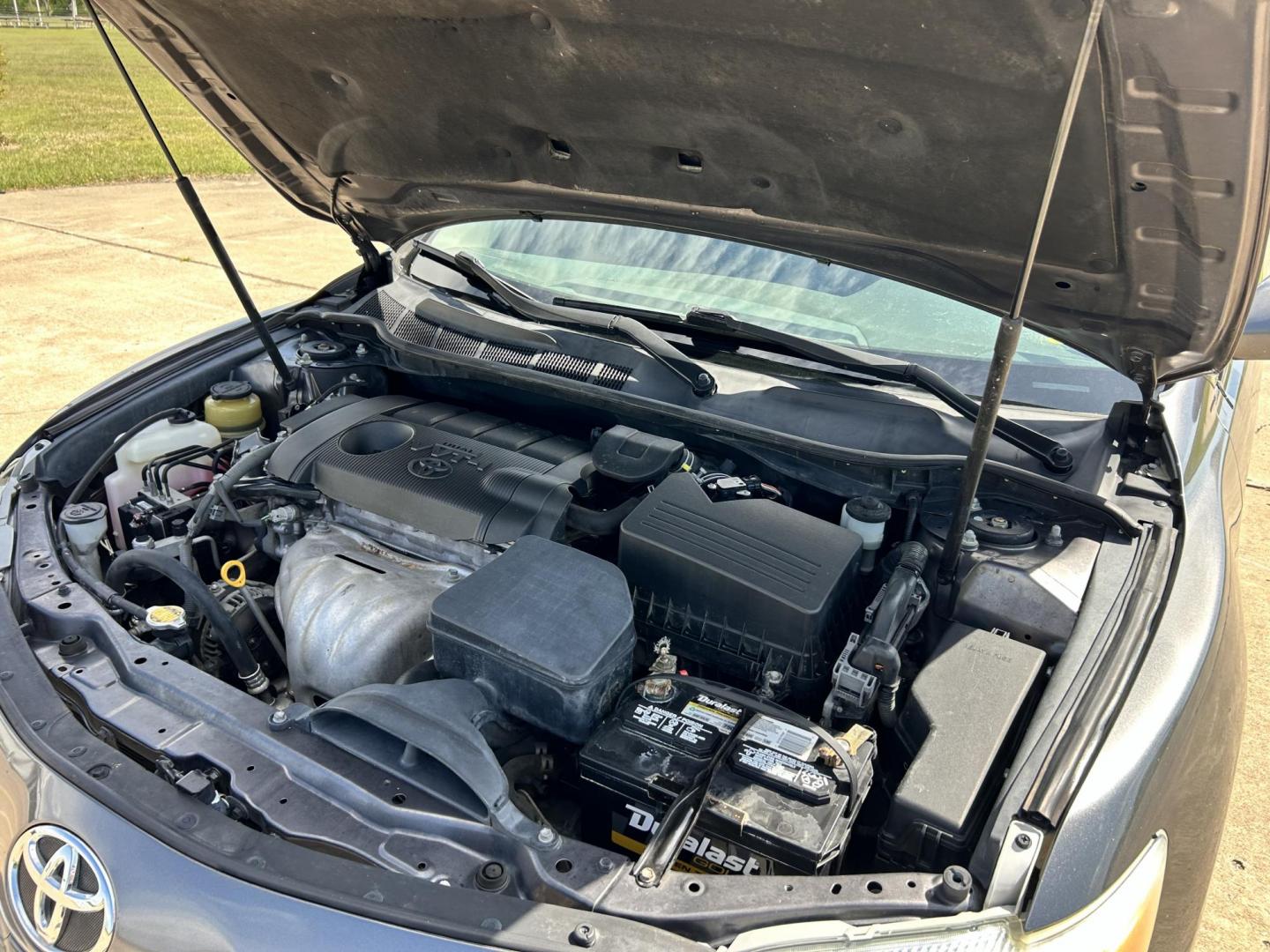 2011 Silver /GRAY Toyota Camry LE (4T4BF3EK2BR) with an 2.5L L4 DOHC 16V engine, 6-Speed Automatic transmission, located at 17760 Hwy 62, Morris, OK, 74445, (918) 733-4887, 35.609104, -95.877060 - 2011 TOYOTA CAMRY LE WITH 2.5L 4 CYLINDER ENGINE. THIS FEATURES KEYLESS ENTRY, CLOTH INTERIOR, POWER DRIVER SEAT, MANUAL PASSENGER SEAT, POWER WINDOWS, POWER LOCKS, AM/FM RADIO, CD PLAYER, AUXILIARY PORT, CRUISE CONTROL, AND TRACTION CONTROL. ONLY HAS 143,089 MILES AND BLACK HAWK 215/60R16 TIRES. - Photo#17