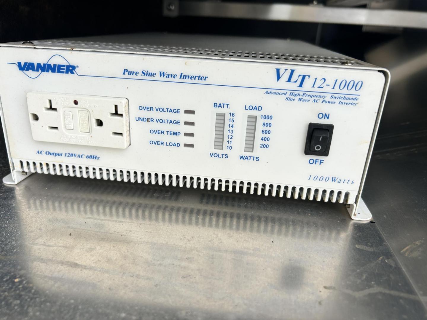 2017 White /GRAY Ford Transit 250 Van high Roof w/Sliding Pass. 148-in. WB (1FTYR2CM9HK) with an 3.7L V6 DOHC 24V engine, 6A transmission, located at 17760 Hwy 62, Morris, OK, 74445, (918) 733-4887, 35.609104, -95.877060 - 2017 FORD TRANSIT 250 HIGH TOP BI-FUEL SYSTEM RUNS ON CNG OR GASOLINE HAS THE 3.7L V6 ENIGINE. ***CLEAN TITLE*** IT FEATURES KEYLESS ENTRY, CLOTH INTERIOR, MANUAL SEATS, POWER WINDOWS, POWER LOCKS, POWER MIRRORS, CRUISE CONTROL, HANDS FREE CALLING, AM/FM RADIO, SIRIUS RADIO, BLUETOOTH RADIO, BACKUP - Photo#22