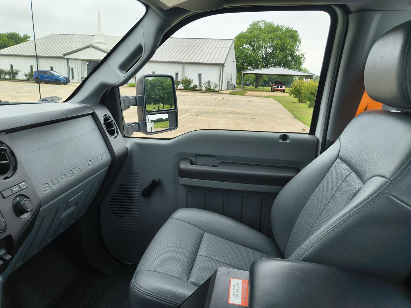 2013 White /GRAY Ford F-250 SD XL 2WD (1FTBF2A69DE) with an 6.2L V8 OHV 16V engine, 6-Speed Automatic transmission, located at 17760 Hwy 62, Morris, OK, 74445, (918) 733-4887, 35.609104, -95.877060 - 2013 F250 2WD SUPER DUTY HAS THE 6.2L V8 ENGINE. THIS IS A DEDICATED CNG ONLY RUNS ON COMPRESSED NATURAL GAS. ***CLEAN TITLE*** THIS FEATURES LEATHER SEATS, MANUAL SEATS, MANUAL WINDOWS, MANUAL LOCKS, MANUAL MIRRORS, AM FM RADIO, METAL CONSOLE, CRUISE CONTROL, TRACTION CONTROL, TRAILER BRAKES, TRAIL - Photo#13