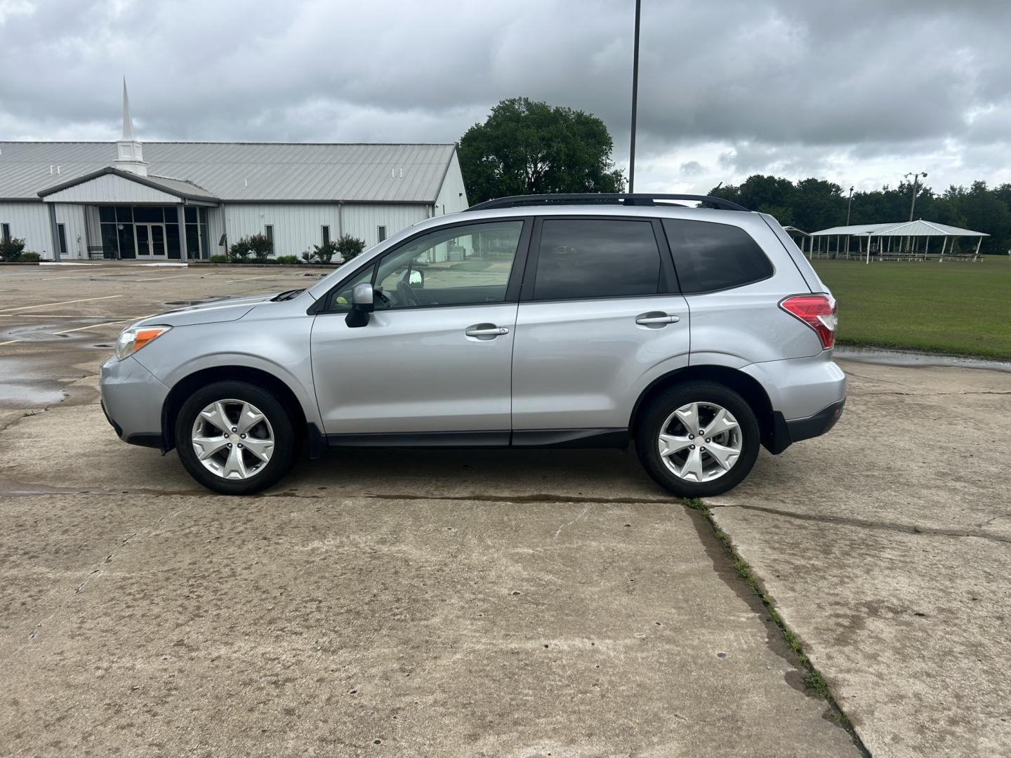 2015 Silver /BLACK Subaru Forester (JF2SJADC9FH) with an 2.5L H4 SOHC 16V engine, 6-Speed Automatic transmission, located at 17760 Hwy 62, Morris, OK, 74445, (918) 733-4887, 35.609104, -95.877060 - 2015 SUBARU FORESTER AWD WITH THE 2.5L ENGINE. IT FEATURES CLOTH INTERIOR, POWER AND HEATED SEATS, POWER WINDOWS, POWER LOCKS, POWER MIRRORS, MULTI STEERING CONTROLS, CRUISE CONTROL, HANDS FREE CALLING, AM/FM RADIO, CD PLAYER, AUXILARY PORT, BACKUP CAMERA, BACK SEATS THAT FOLD FOR CARGO SPACE, AND - Photo#7