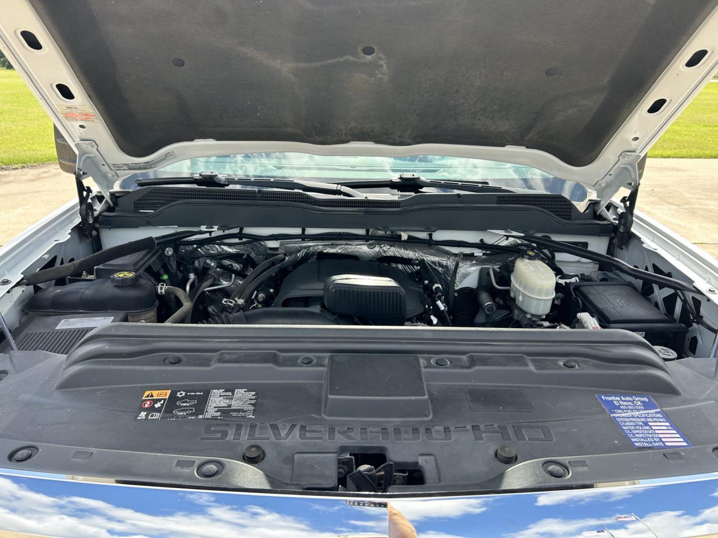 2016 White /Gray Chevrolet Silverado 2500HD Work Truck Double Cab 2WD (1GC2CUEG7GZ) with an 6.0L V8 OHV 16V FFV engine, 6A transmission, located at 17760 Hwy 62, Morris, OK, 74445, (918) 733-4887, 35.609104, -95.877060 - 2016 CHEVY SILVERADO 2500 HD 2WD BI-FUEL SYSTEM THAT RUNS ON CNG OR GASOLINE WITH 6.0L V8 ENIGINE. IT FEATURES POWER LOCKS, POWER WINDOWS, MANUAL SEATS, CLOTH INTERIOR, CRUSIE CONTROL, TRACTION CONTROL, TRAILER BRAKES, AM/FM RADIO, NO BACK SEAT HAS OPEN TOOL BOX, AND TOOL BED. ONLY 147,236 MILES WIT - Photo#26