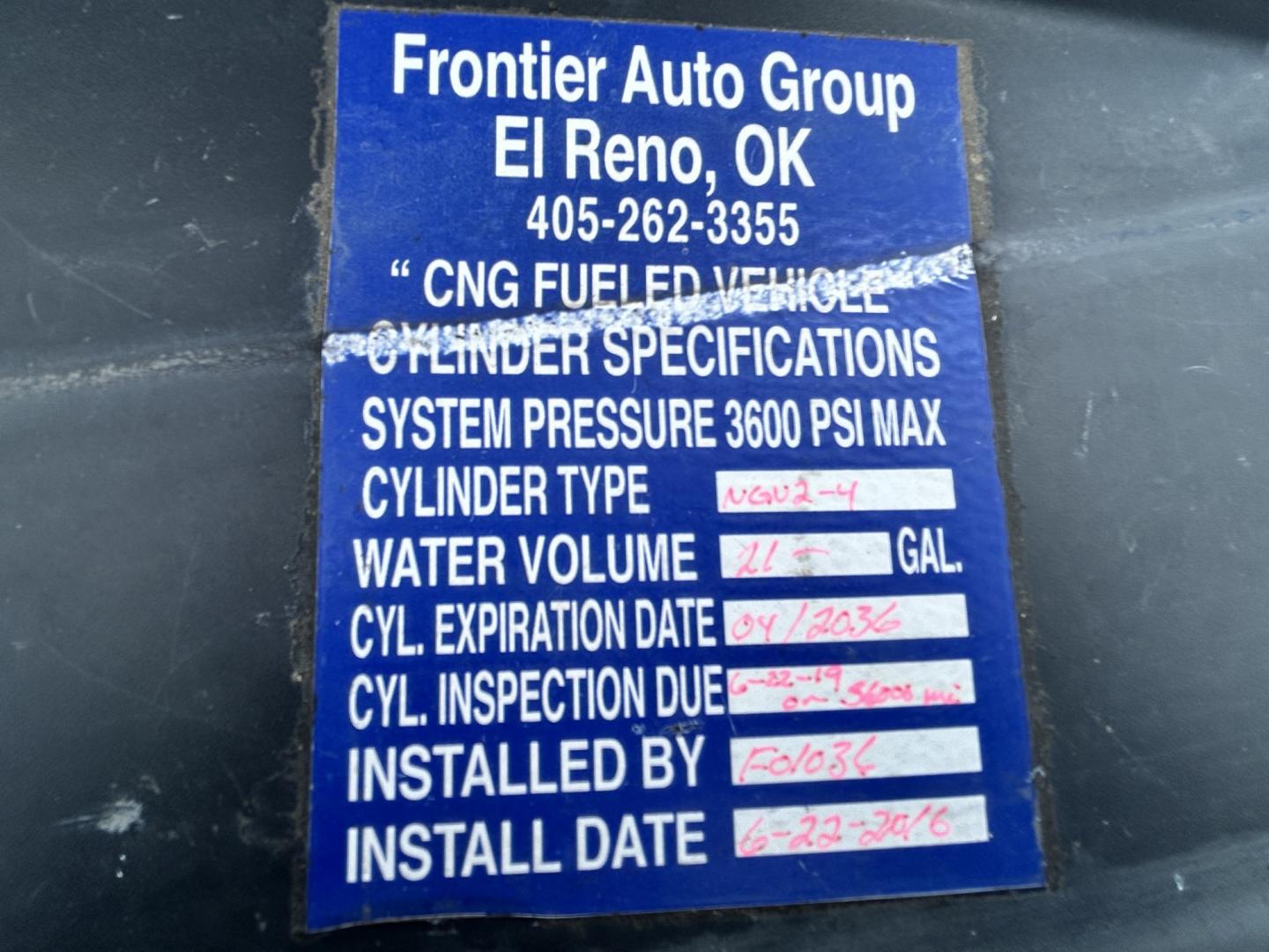 2016 White /Gray Chevrolet Silverado 2500HD Work Truck Double Cab 2WD (1GC2CUEG7GZ) with an 6.0L V8 OHV 16V FFV engine, 6A transmission, located at 17760 Hwy 62, Morris, OK, 74445, (918) 733-4887, 35.609104, -95.877060 - 2016 CHEVY SILVERADO 2500 HD 2WD BI-FUEL SYSTEM THAT RUNS ON CNG OR GASOLINE WITH 6.0L V8 ENIGINE. IT FEATURES POWER LOCKS, POWER WINDOWS, MANUAL SEATS, CLOTH INTERIOR, CRUSIE CONTROL, TRACTION CONTROL, TRAILER BRAKES, AM/FM RADIO, NO BACK SEAT HAS OPEN TOOL BOX, AND TOOL BED. ONLY 147,236 MILES WIT - Photo#31