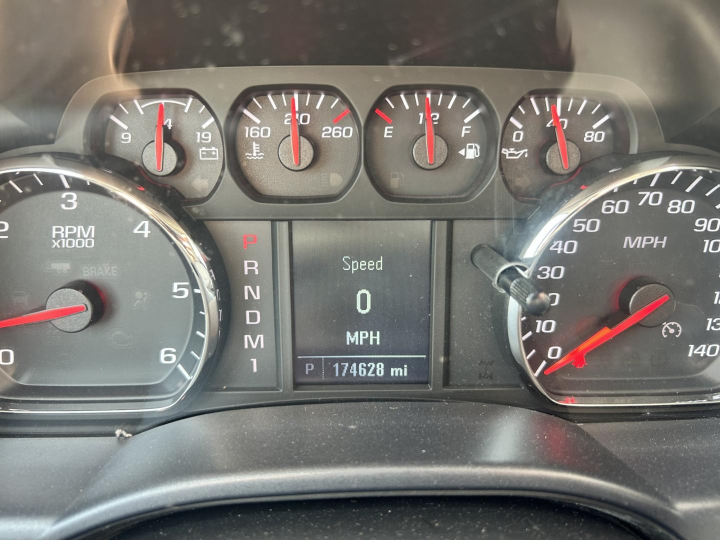2015 White /GRAY Chevrolet Silverado 2500HD Work Truck Double Cab 2WD (1GC2CUEB5FZ) with an 6.0L V8 OHV 16V CNG engine, 6A transmission, located at 17760 Hwy 62, Morris, OK, 74445, (918) 733-4887, 35.609104, -95.877060 - 2015 CHEVY SILVERADO 1500 4WD BI-FUEL SYSTEM RUNS ON CNG OR GASOLINE WITH THE 5.3L V8 ENGINE. IT FEATURES MANUAL SEATS, CLOTH INTERIOR, POWER LOCKS, POWER WINDOWS, AM/FM RADIO, BACKUP CAMERA, CRUSIE CONTROL, TRACTION CONTROL, SAFETY LIGHT, AND WEATHER GUARD TOOL BOXES. ONLY 174,628 MILES WITH 265/70 - Photo#9