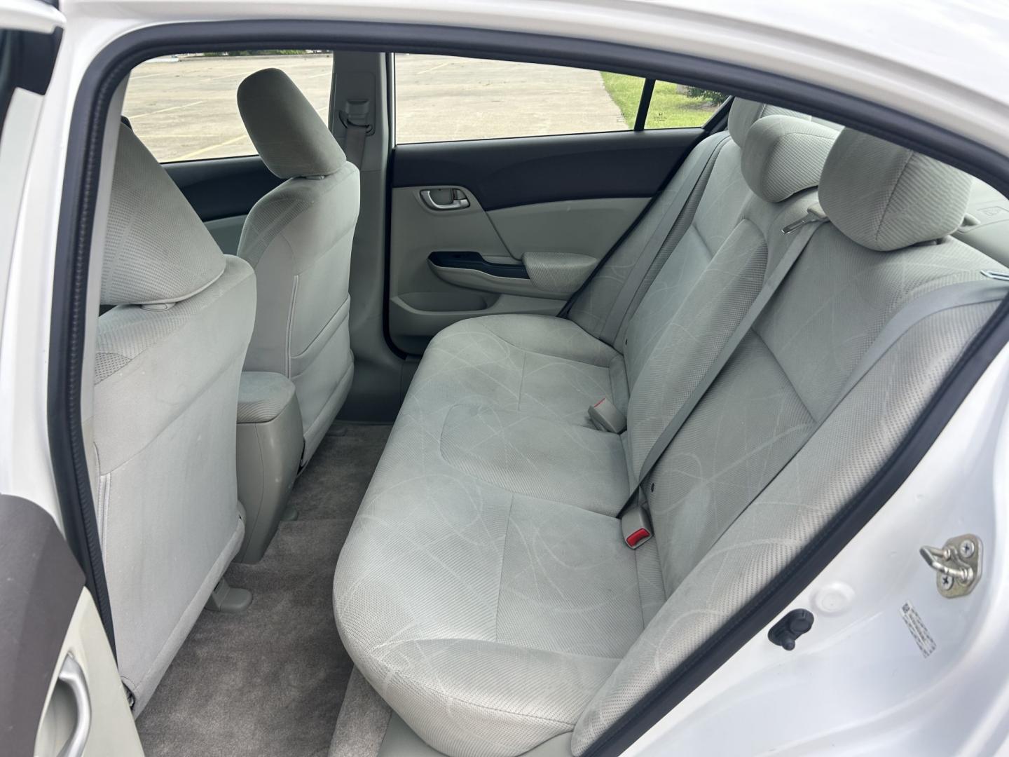 2012 White /GRAY Honda Civic (19XFB5F58CE) with an 1.8L L4 SOHC 16V CNG engine, 5-Speed Automatic transmission, located at 17760 Hwy 62, Morris, OK, 74445, (918) 733-4887, 35.609104, -95.877060 - 2012 HONDA CIVIC DEDICATED CNG (RUNS ONLY ON COMPRESSED NATURAL GAS) HAS A 1.8L 4 CYLINDER ENGINE AND IS 2WD. FEATURES MANUAL SEATS, POWER LOCKS, POWER MIRRORS, POWER WINDOWS. HAS AM/FM RADIO, CD PLAYER, AUX PORT, CRUISE CONTROL, MULTI-FUNCTION STEERING WHEEL CONTROL, HANDS FREE CALLING, AND TRACTIO- Photo#14