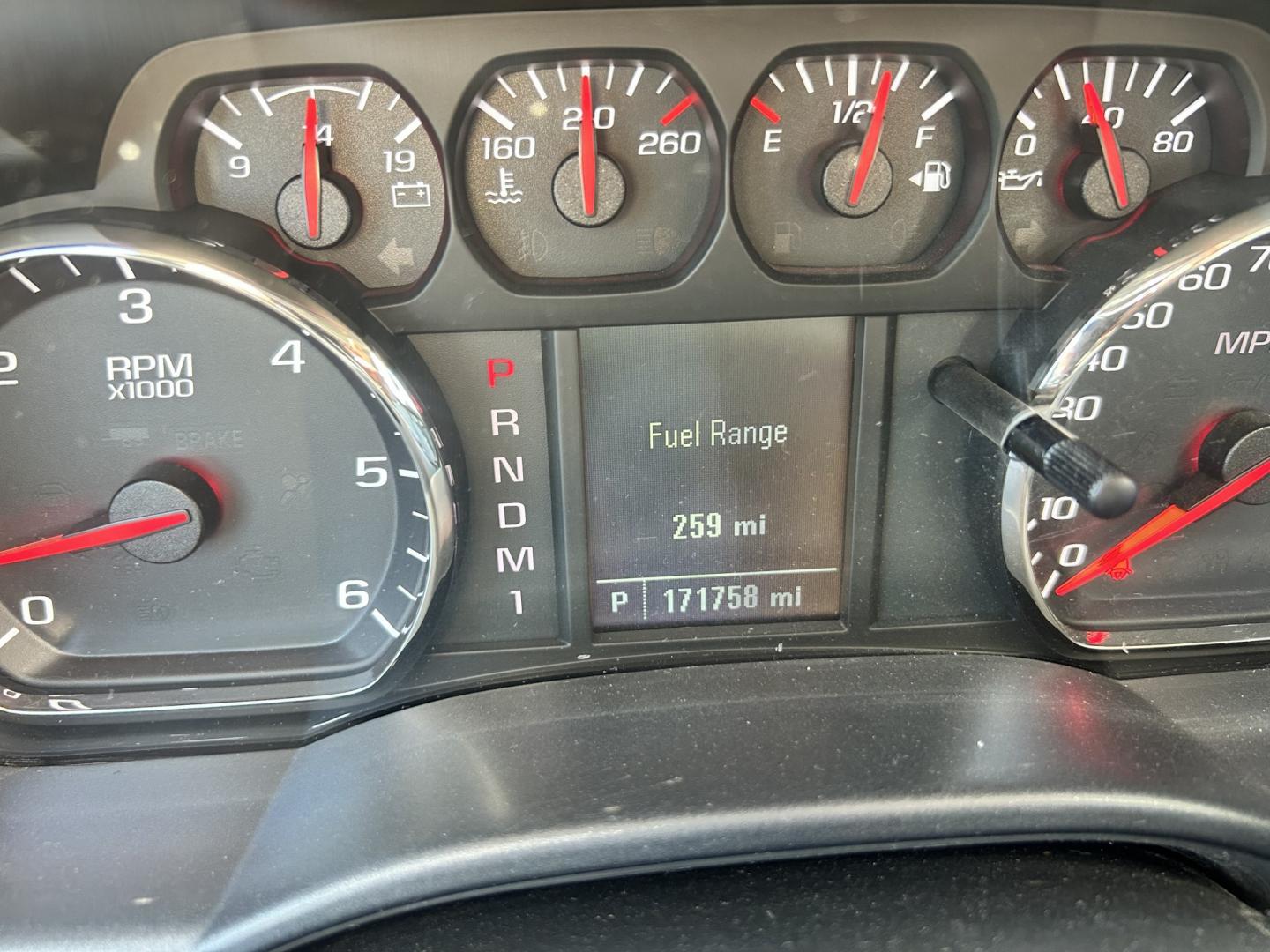 2016 White /GRAY Chevrolet Silverado 2500HD (1GC2CUEG2GZ) with an 6.0L V8 OHV 16V FFV engine, 6A transmission, located at 17760 Hwy 62, Morris, OK, 74445, (918) 733-4887, 35.609104, -95.877060 - 2016 CHEVY SILVERADO 2500 HD 2WD BI-FUEL SYSTEM THAT RUNS ON CNG OR GASOLINE WITH 6.0L V8 ENIGINE. IT FEATURES POWER LOCKS, POWER WINDOWS, MANUAL SEATS, CLOTH INTERIOR, CRUSIE CONTROL, TRACTION CONTROL, AM/FM RADIO, NO BACK SEAT HAS OPEN TOOL BOX, RIDGID PIPE VISE, AND TOOL BED. ONLY 171,531 MILES W- Photo#11