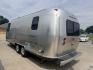 2005 Silver /TAN AIRSTREAM SAFARI - (1STGPYJ295J) , located at 17760 Hwy 62, Morris, OK, 74445, 35.609104, -95.877060 - 2005 AIRSTREAM SAFARI 25.5FT OVERALL WITH 16FT MANUAL AWNING. IN THE LIVING AND KITCHEN AREA IS A SOFA THAT FOLDS DOWN FOR ADDITIONAL SLEEPING, STORAGE UNDER THE SOFA, OVERHEAD CABINETS, FOLD OUT DINETTE TABLE, FOLD OUT END TABLE, 3 BURNING STOVE WITH OVEN, DOUBLE STAINLESS STEEL SINK, OVERHEAD CAB- Photo#4