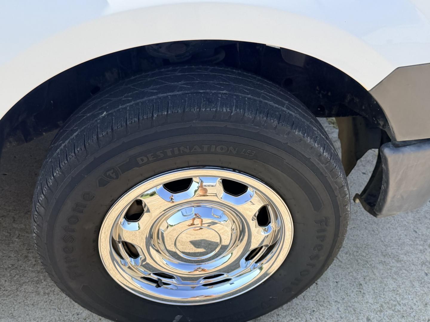 2014 White /GRAY Ford F-150 XL (1FTEW1CM0EK) with an 3.7L V6 DOHC 24V engine, 6A transmission, located at 17760 Hwy 62, Morris, OK, 74445, (918) 733-4887, 35.609104, -95.877060 - 2014 FORD F-150 4WD HAS THE 3.7L V6 ENIGINE. DEDICATED CNG ONLY RUNS ON COMPRESSED NATURAL GAS. FEATURES KEYLESS REMOTE ENTRY, VINYL MANUAL SEATS, POWER LOCKS, POWER WINDOWS, AM/FM STEREO, CRUISE CONTROL, TRACTION CONTROL, AND BEDCOVER. HAS 168,376 MILES WITH 245/75R17 TIRES. ***CLEAN TITLE*** AN- Photo#20