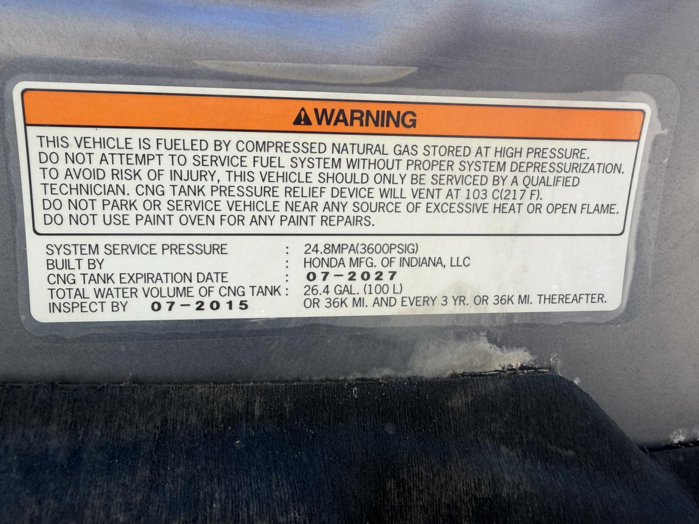 2012 Grey /GRAY Honda Civic CNG (19XFB5F53CE) with an 1.8L L4 SOHC 16V CNG engine, 5-Speed Automatic transmission, located at 17760 Hwy 62, Morris, OK, 74445, (918) 733-4887, 35.609104, -95.877060 - 2012 HONDA CIVIC DEDICATED CNG (RUNS ONLY ON COMPRESSED NATURAL GAS) HAS A 1.8L 4 CYLINDER ENGINE AND IS 2WD. FEATURES MANUAL SEATS, POWER LOCKS, POWER MIRRORS, POWER WINDOWS. HAS AM/FM RADIO, CD PLAYER, AUX PORT, NAVIGATION, CRUISE CONTROL, MULTI-FUNCTION STEERING WHEEL CONTROL, HANDS FREE CALLING- Photo#21