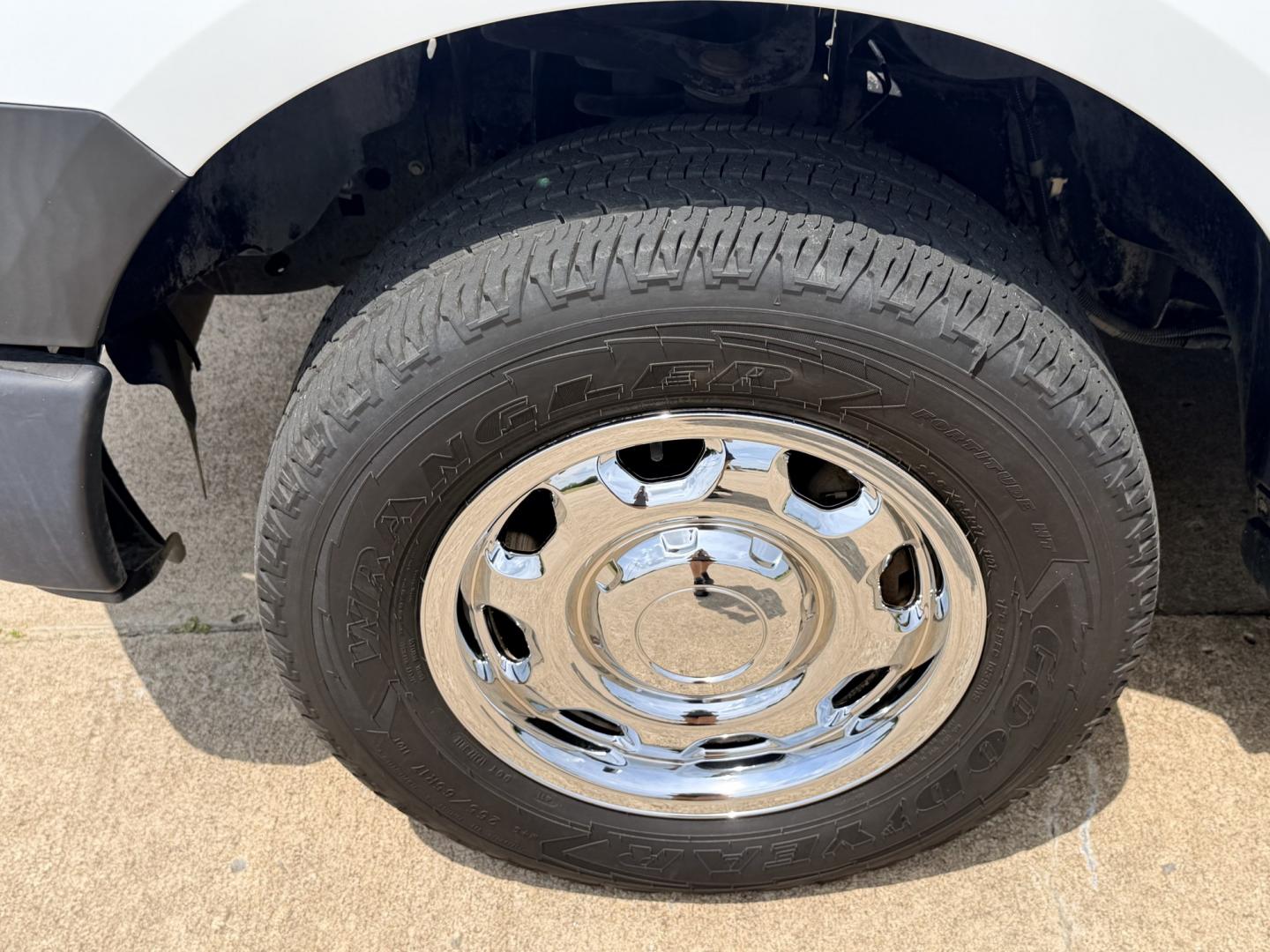 2014 White /Gray Ford F-150 XL (1FTEW1CM2EK) with an 3.7L V6 DOHC 24V engine, 6A transmission, located at 17760 Hwy 62, Morris, OK, 74445, (918) 733-4887, 35.609104, -95.877060 - 2014 FORD F-150 4WD HAS THE 3.7L V6 ENIGINE. DEDICATED CNG ONLY RUNS ON COMPRESSED NATURAL GAS. FEATURES KEYLESS REMOTE ENTRY, VINYL MANUAL SEATS, POWER LOCKS, POWER WINDOWS, AM/FM STEREO, CRUISE CONTROL, TRACTION CONTROL, AND BEDCOVER. HAS 145,653 MILES WITH 255/65R17 TIRES. ***CLEAN TITLE*** AND- Photo#21