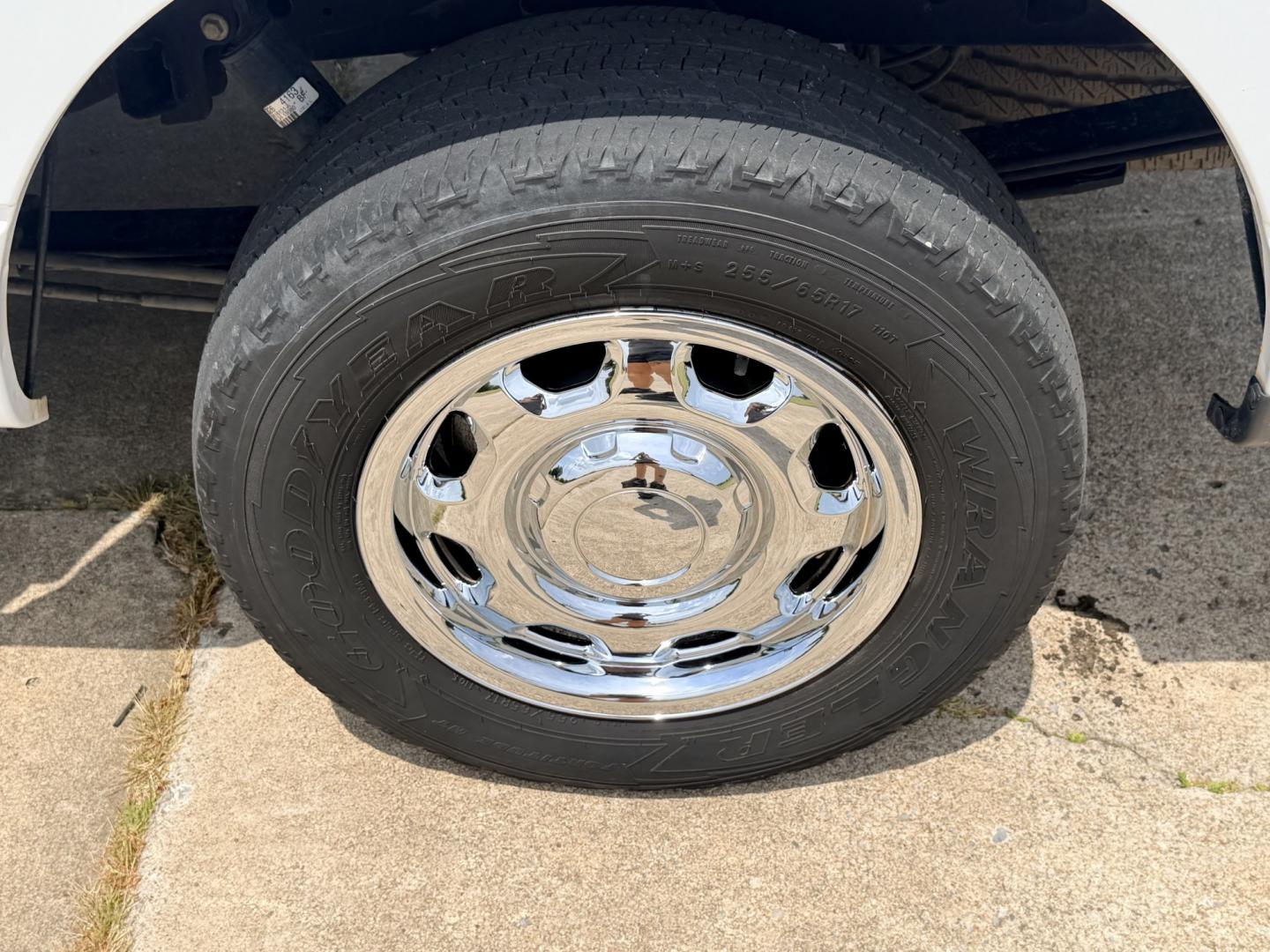 2014 White /Gray Ford F-150 XL (1FTEW1CM2EK) with an 3.7L V6 DOHC 24V engine, 6A transmission, located at 17760 Hwy 62, Morris, OK, 74445, (918) 733-4887, 35.609104, -95.877060 - 2014 FORD F-150 4WD HAS THE 3.7L V6 ENIGINE. DEDICATED CNG ONLY RUNS ON COMPRESSED NATURAL GAS. FEATURES KEYLESS REMOTE ENTRY, VINYL MANUAL SEATS, POWER LOCKS, POWER WINDOWS, AM/FM STEREO, CRUISE CONTROL, TRACTION CONTROL, AND BEDCOVER. HAS 145,653 MILES WITH 255/65R17 TIRES. ***CLEAN TITLE*** AND- Photo#24
