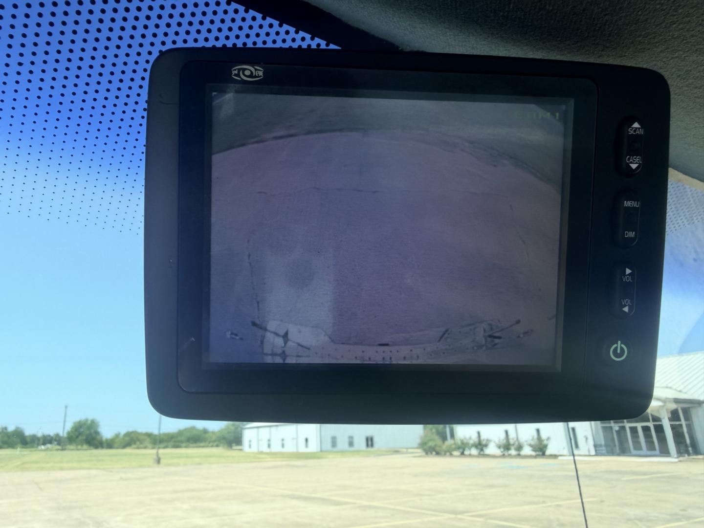 2013 White /GRAY Ford F-350 SD (1FDRF3A66DE) with an 6.2L V8 OHV 16V engine, 6A transmission, located at 17760 Hwy 62, Morris, OK, 74445, (918) 733-4887, 35.609104, -95.877060 - 2013 FORD F-350 6.2 V8 RWD DEDICATED CNG ONLY RUNS ON COMPRESSED NATURAL GAS AND DOES NOT RUN ON GASOLINE. FEATURES MANUAL SEATS, MANUAL LOCKS, MANUAL WINDOWS, MANUAL MIRRORS, AM/FM STEREO, VINYL SEATS, CRUISE CONTROL, TRACTION CONTROL, POWER CONVERTER, GASOLINE CUMMINGS GENERATOR, EASY LOAD LADDER- Photo#13