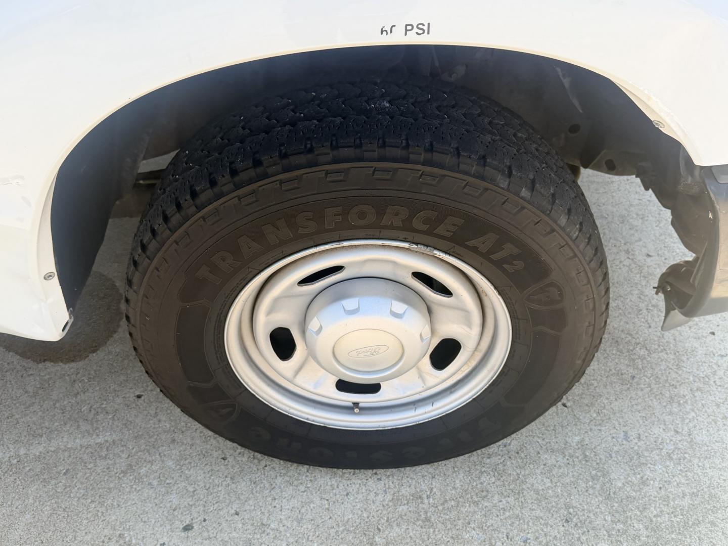 2013 White /GRAY Ford F-350 SD (1FDRF3A66DE) with an 6.2L V8 OHV 16V engine, 6A transmission, located at 17760 Hwy 62, Morris, OK, 74445, (918) 733-4887, 35.609104, -95.877060 - 2013 FORD F-350 6.2 V8 RWD DEDICATED CNG ONLY RUNS ON COMPRESSED NATURAL GAS AND DOES NOT RUN ON GASOLINE. FEATURES MANUAL SEATS, MANUAL LOCKS, MANUAL WINDOWS, MANUAL MIRRORS, AM/FM STEREO, VINYL SEATS, CRUISE CONTROL, TRACTION CONTROL, POWER CONVERTER, GASOLINE CUMMINGS GENERATOR, EASY LOAD LADDER- Photo#30