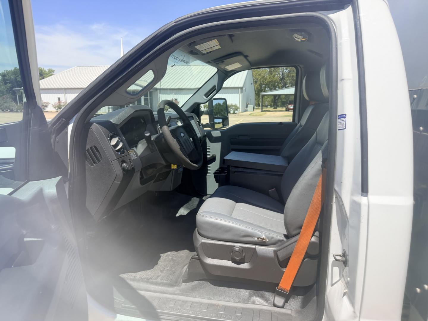 2013 White /GRAY Ford F-350 SD (1FDRF3A60DE) with an 6.2L V8 OHV 16V engine, 6A transmission, located at 17760 Hwy 62, Morris, OK, 74445, (918) 733-4887, 35.609104, -95.877060 - 2013 FORD F-350 6.2L V8 2WD DEDICATED CNG ONLY RUNS ON COMPRESSED NATURAL GAS AND DOES NOT RUN ON GASOLINE. FEATURES MANUAL SEATS, MANUAL LOCKS, MANUAL WINDOWS, MANUAL MIRRORS, AM/FM STEREO, VINYL SEATS, CRUISE CONTROL, TRACTION CONTROL, POWER CONVERTER, EASY LOAD LADDER RACK, BACK UP CAMERA,AND L- Photo#8