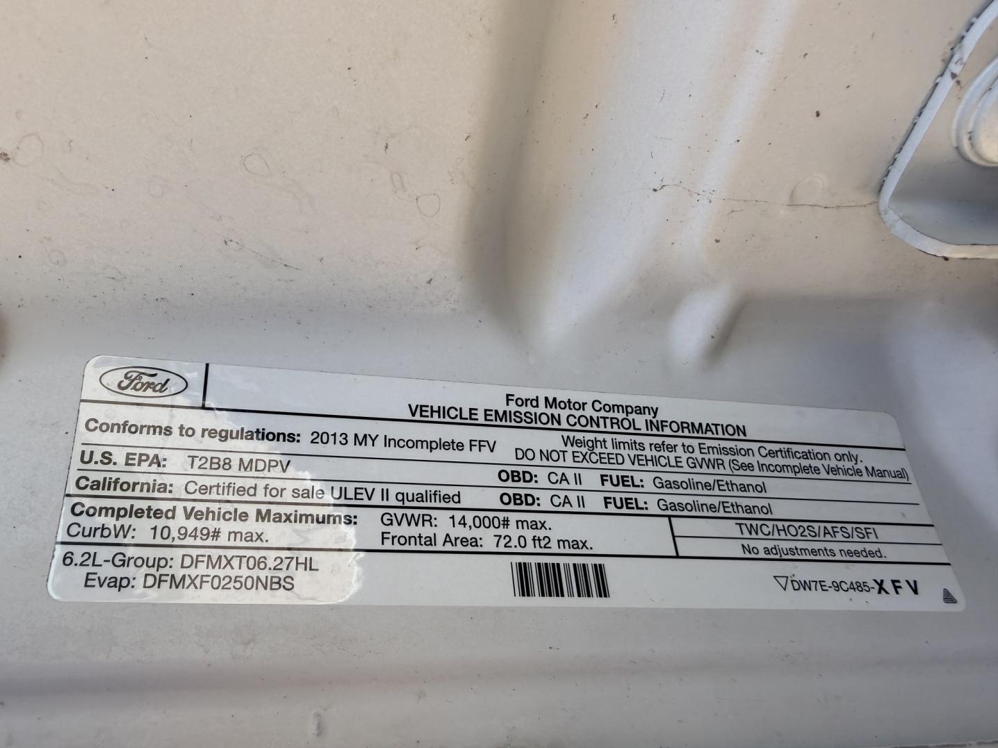 2013 White /GRAY Ford F-350 SD (1FDRF3A60DE) with an 6.2L V8 OHV 16V engine, 6A transmission, located at 17760 Hwy 62, Morris, OK, 74445, (918) 733-4887, 35.609104, -95.877060 - 2013 FORD F-350 6.2L V8 2WD DEDICATED CNG ONLY RUNS ON COMPRESSED NATURAL GAS AND DOES NOT RUN ON GASOLINE. FEATURES MANUAL SEATS, MANUAL LOCKS, MANUAL WINDOWS, MANUAL MIRRORS, AM/FM STEREO, VINYL SEATS, CRUISE CONTROL, TRACTION CONTROL, POWER CONVERTER, EASY LOAD LADDER RACK, BACK UP CAMERA,AND L- Photo#24