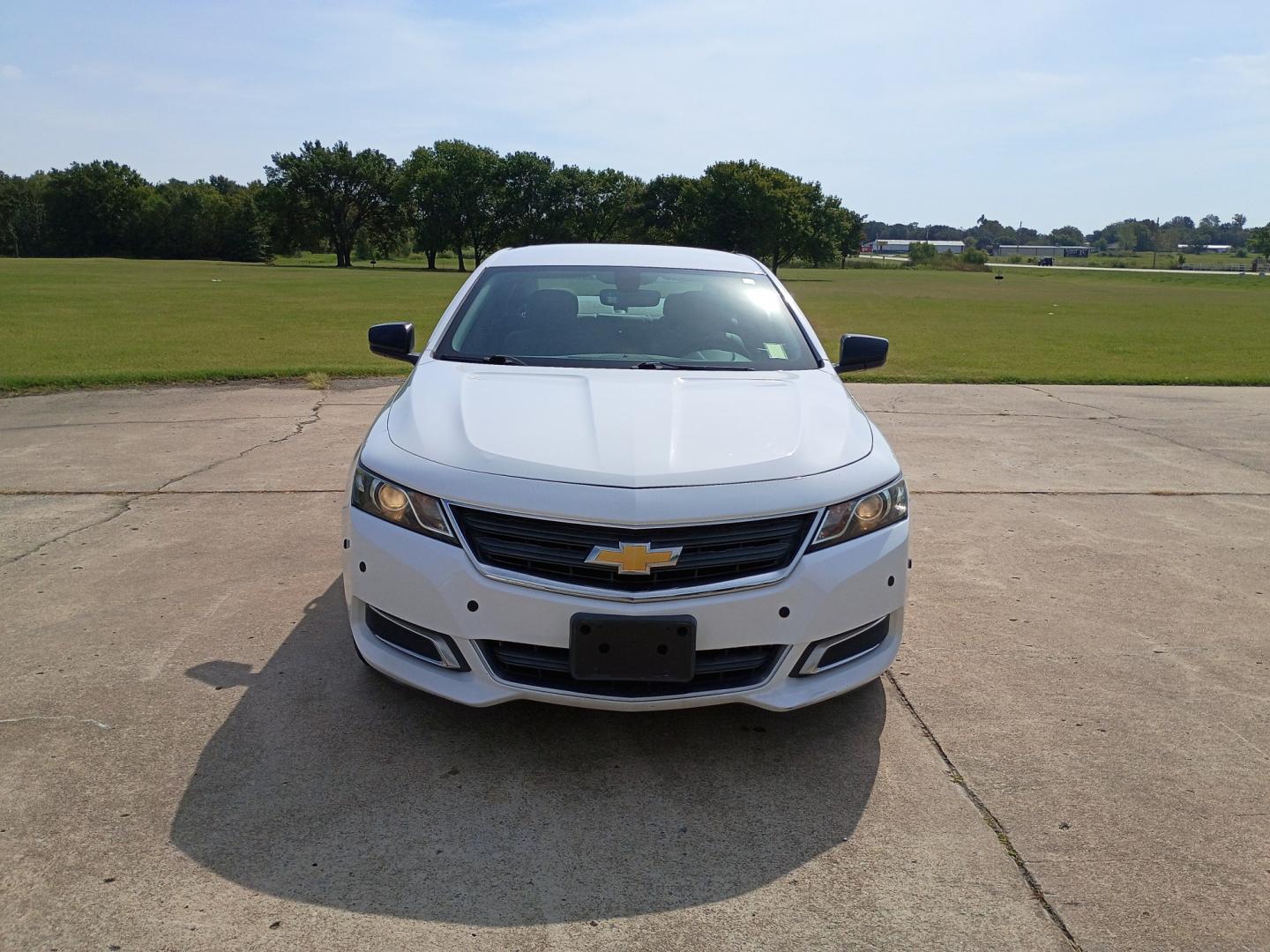 2016 White /GRAY Chevrolet Impala CNG 2FL (2G11Y5SN8G9) with an 3.6L V6 DOHC 24V CNG engine, 6A transmission, located at 17760 Hwy 62, Morris, OK, 74445, (918) 733-4887, 35.609104, -95.877060 - 2016 CHEVY IMPALA WITH 3.6L V6 ENGINE. IT FEATURES KEYLESS ENTRY, CLOTH INTERIOR, POWER SEATS, POWER LOCKS, POWER WINDOWS, POWER MIRRORS, AUXILILARY PORT, CRUISE CONTROL, AND TRACTION CONTROL. ONLY 78,485 MILES AND FIRESTONE 225/60R16 TIRES. $13,900 CALL RUSS, JONA OR HARLEY 918-733-4887 **********- Photo#2