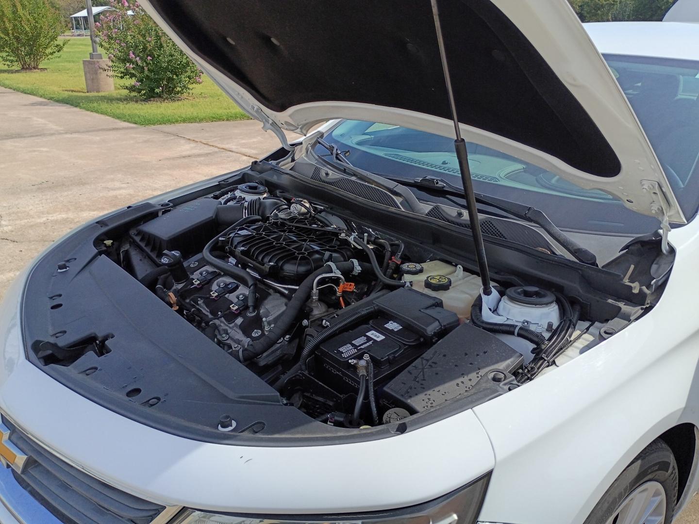 2016 White /GRAY Chevrolet Impala CNG 2FL (2G11Y5SN8G9) with an 3.6L V6 DOHC 24V CNG engine, 6A transmission, located at 17760 Hwy 62, Morris, OK, 74445, (918) 733-4887, 35.609104, -95.877060 - 2016 CHEVY IMPALA WITH 3.6L V6 ENGINE. IT FEATURES KEYLESS ENTRY, CLOTH INTERIOR, POWER SEATS, POWER LOCKS, POWER WINDOWS, POWER MIRRORS, AUXILILARY PORT, CRUISE CONTROL, AND TRACTION CONTROL. ONLY 78,485 MILES AND FIRESTONE 225/60R16 TIRES. $13,900 CALL RUSS, JONA OR HARLEY 918-733-4887 **********- Photo#20