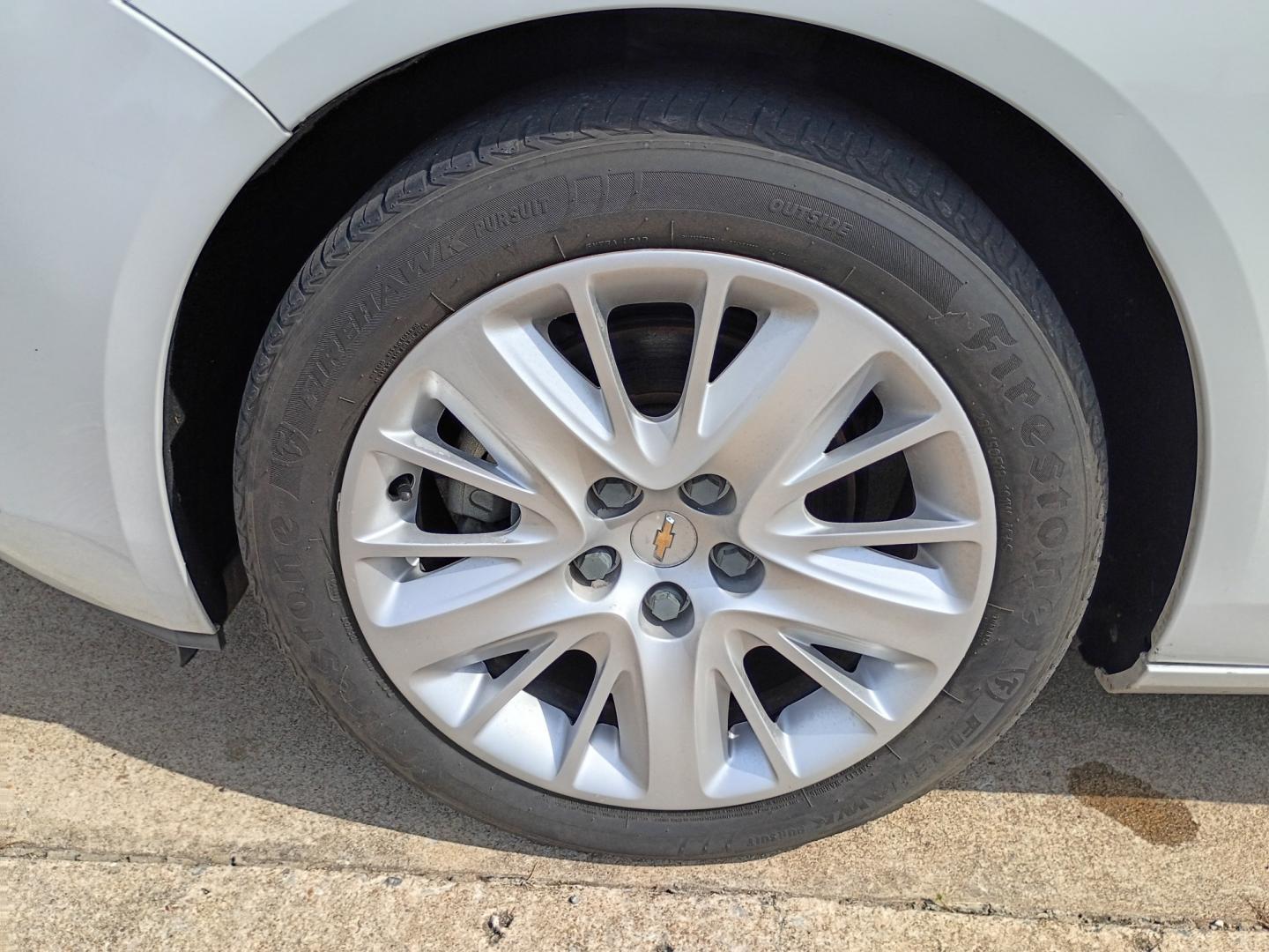 2016 White /GRAY Chevrolet Impala CNG 2FL (2G11Y5SN8G9) with an 3.6L V6 DOHC 24V CNG engine, 6A transmission, located at 17760 Hwy 62, Morris, OK, 74445, (918) 733-4887, 35.609104, -95.877060 - 2016 CHEVY IMPALA WITH 3.6L V6 ENGINE. IT FEATURES KEYLESS ENTRY, CLOTH INTERIOR, POWER SEATS, POWER LOCKS, POWER WINDOWS, POWER MIRRORS, AUXILILARY PORT, CRUISE CONTROL, AND TRACTION CONTROL. ONLY 78,485 MILES AND FIRESTONE 225/60R16 TIRES. $13,900 CALL RUSS, JONA OR HARLEY 918-733-4887 **********- Photo#28