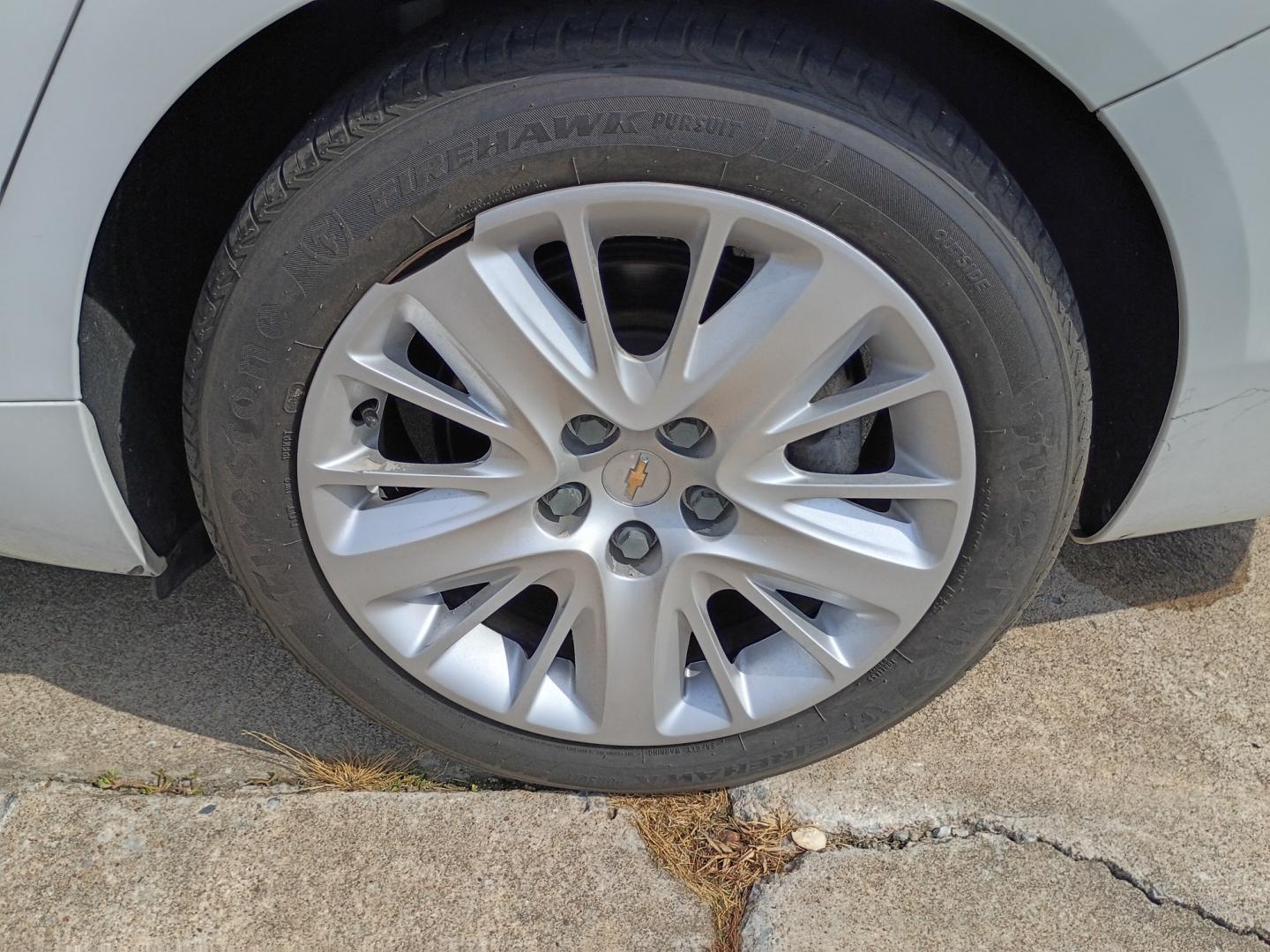 2016 White /GRAY Chevrolet Impala CNG 2FL (2G11Y5SN8G9) with an 3.6L V6 DOHC 24V CNG engine, 6A transmission, located at 17760 Hwy 62, Morris, OK, 74445, (918) 733-4887, 35.609104, -95.877060 - 2016 CHEVY IMPALA WITH 3.6L V6 ENGINE. IT FEATURES KEYLESS ENTRY, CLOTH INTERIOR, POWER SEATS, POWER LOCKS, POWER WINDOWS, POWER MIRRORS, AUXILILARY PORT, CRUISE CONTROL, AND TRACTION CONTROL. ONLY 78,485 MILES AND FIRESTONE 225/60R16 TIRES. $13,900 CALL RUSS, JONA OR HARLEY 918-733-4887 **********- Photo#29