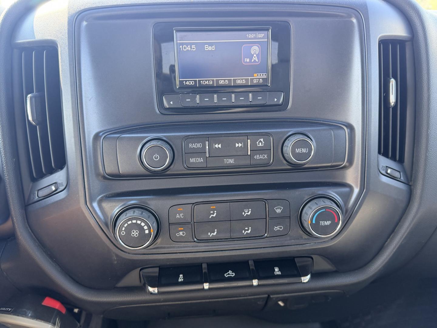 2015 White /GRAY Chevrolet Silverado 2500HD Work Truck Double Cab 2WD (1GC2CUEB9FZ) with an 6.0L V8 OHV 16V CNG engine, 6A transmission, located at 17760 Hwy 62, Morris, OK, 74445, (918) 733-4887, 35.609104, -95.877060 - 2015 CHEVY SILVERADO 2500HD 2WD BI-FUEL SYSTEM RUNS ON CNG OR GASOLINE WITH THE 6.0L V8 ENGINE. IT FEATURES MANUAL SEATS, CLOTH INTERIOR, POWER LOCKS, POWER WINDOWS, AM/FM RADIO, CRUSIE CONTROL, TRACTION CONTROL, SAFETY LIGHT, AND JOBOX TOOL BOXES. ONLY 173,389 MILES WITH 265/70R17 TIRES. THIS IS A- Photo#11