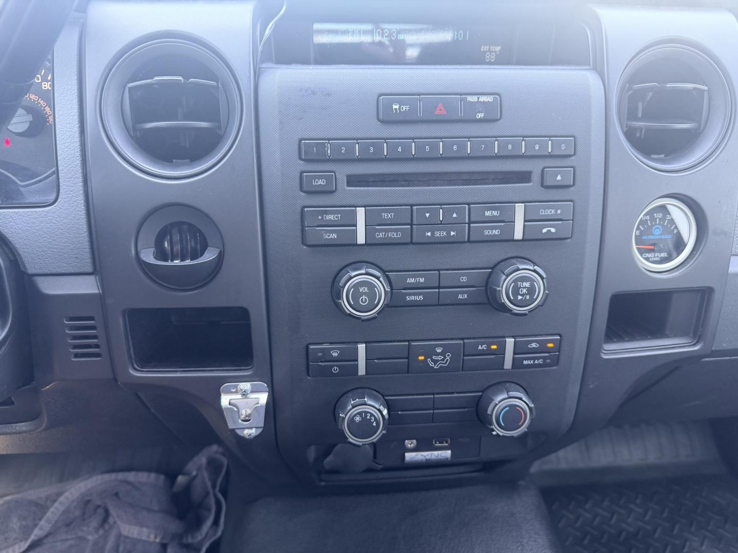 2014 White /GRAY Ford F-150 XL (1FTEX1CM6EK) with an 3.7L V6 DOHC 24V engine, 6A transmission, located at 17760 Hwy 62, Morris, OK, 74445, (918) 733-4887, 35.609104, -95.877060 - 2014 FORD F-150 2WD 3.7L V6 BI-FUEL SYSTEM RUNS ON CNG OR GASOLINE. FEATURES KEYLESS REMOTE ENTRY, POWER LOCKS, POWER WINDOWS, MANUAL SEATS, CLOTH INTERIOR, AM/FM STEREO, SIRIUS XM STEREO, CD PLAYER, AUXILLARY PORT, CRUISE CONTROL, TRACTION CONTROL, AND MULTI-FUNCTIONING STEERING WHEEL CONTROLS, AND- Photo#13