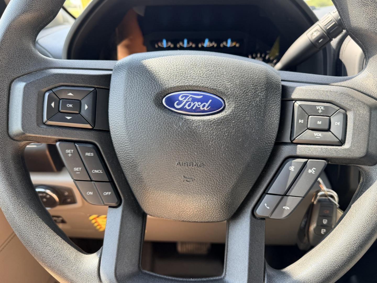 2019 White /Gray Ford F-150 (1FTFX1E54KK) with an 5.0L V8 OHV 16V engine, 6A transmission, located at 17760 Hwy 62, Morris, OK, 74445, (918) 733-4887, 35.609104, -95.877060 - 2019 FORD F150 HAS A 5.0L V8 ENGINE AND IS 4WD. FEATURES KEYLESS ENTERY, LEATHER INTERIOR, POWER WINDOWS, POWER LOCKS, POWER MIRRORS, AM/FM RADIO, HANDS FREE CALLING, A/C, TRACTION CONTROL,USB PORT, BACKUP CAMERA, BED COVER, AND BED LINER. EQUIPPED WITH A BI-FUEL CNG FUEL SYSTEM. IT RUNS ON COMPRESS- Photo#12
