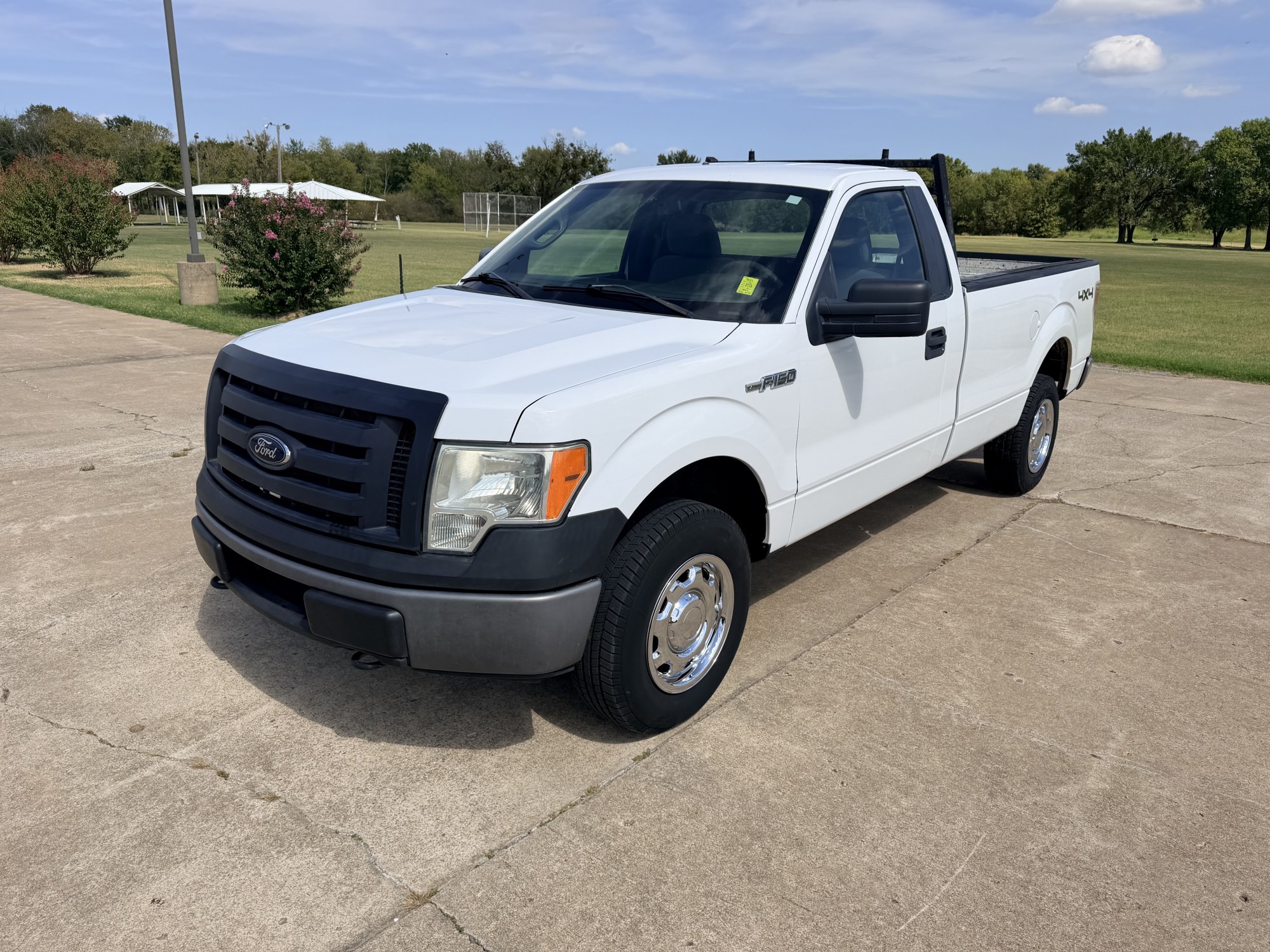 photo of 2012 FORD F150 4WD 8FT BED 
