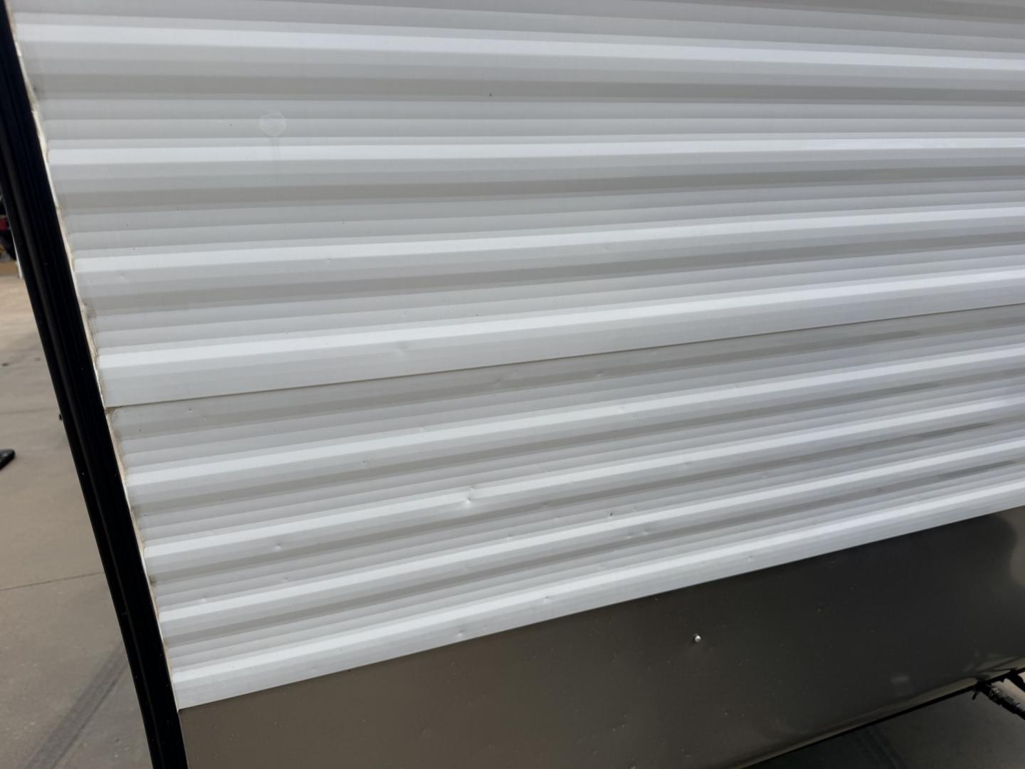 2024 White /TAN RBD MONTE CARLO PLATINUM EDITION 45PM (5CZ200R34R1) , located at 17760 Hwy 62, Morris, OK, 74445, 35.609104, -95.877060 - WELCOME TO YOUR HOME AWAY FROM HOME! OUR MONTE CARLO PLATINUM EDITION OFFERS THE PERFEDCT BLEND OF COMFORT, STYLE AND CONVENIENCE, DESIGNED TO MAKE EVERY STAY FEEL LIKE A GETAWAY. WHETHER YOU'RE RELAXING FOR THE WEEKKEND, ENJOYING EXTENDED STAYS, OR CREATING LASTING MEMORIES WITH FAMILY AND FRIENDS- Photo#49
