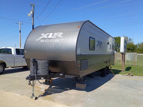 2021 FOREST RIVER XLR MICRO BOOST TOY HAULER  25LRLE 28FT OVERALL 