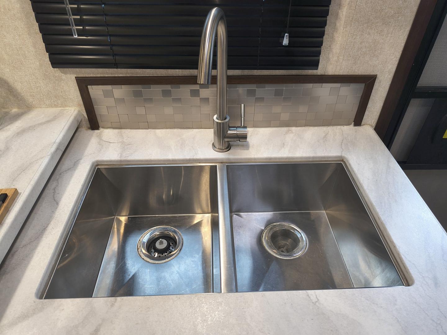 2020 White /BROWN Jayco OCTANE SL 161 161 (1UJBJSBJ7L1) , located at 17760 Hwy 62, Morris, OK, 74445, 35.609104, -95.877060 - READY FOR YOUR NEXT GETAWAY? CHECK OUT THIS 2020 JAYCO OCTANE SL 161 12FT OVERALL TOY HAULER! WHETHER YOU'RE HEADING OUT FOR A WEEKEND OF ATV RIDING, DIRT BIKING, OR RELAXING AT YOUR FAVORITE CAMPGROUND, THIS VERSATILE TOY HAULER LETS YOU BRING THE FUN WITH YOU. ENJOY THE FREEDOM OF THE OPEN ROAD AN- Photo#11