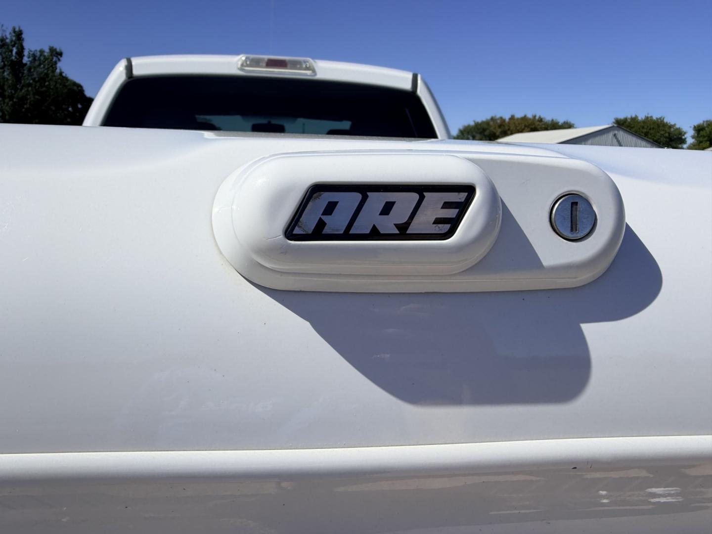 2014 White /GRAY Ford F-150 (1FTEX1CM0EK) with an 3.7L V6 DOHC 24V engine, 6A transmission, located at 17760 Hwy 62, Morris, OK, 74445, (918) 733-4887, 35.609104, -95.877060 - 2014 FORD F-150 2WD 3.7L V6 BI-FUEL SYSTEM RUNS ON CNG OR GASOLINE. FEATURES KEYLESS REMOTE ENTRY, POWER LOCKS, POWER WINDOWS, AM/FM TOUCHSCREEN STEREO, AUXILLARY PORT, CRUISE CONTROL, TRACTION CONTROL, MULTI-FUNCTIONING STEERING WHEEL CONTROLS, TRAILER HITCH, AND BED COVER. HAS 216,675 MILES WITH- Photo#16