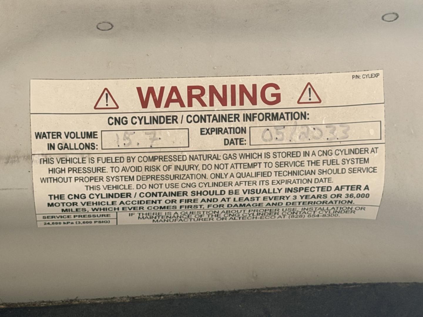 2014 White /GRAY Ford F-150 (1FTEX1CM0EK) with an 3.7L V6 DOHC 24V engine, 6A transmission, located at 17760 Hwy 62, Morris, OK, 74445, (918) 733-4887, 35.609104, -95.877060 - 2014 FORD F-150 2WD 3.7L V6 BI-FUEL SYSTEM RUNS ON CNG OR GASOLINE. FEATURES KEYLESS REMOTE ENTRY, POWER LOCKS, POWER WINDOWS, AM/FM TOUCHSCREEN STEREO, AUXILLARY PORT, CRUISE CONTROL, TRACTION CONTROL, MULTI-FUNCTIONING STEERING WHEEL CONTROLS, TRAILER HITCH, AND BED COVER. HAS 216,675 MILES WITH- Photo#24