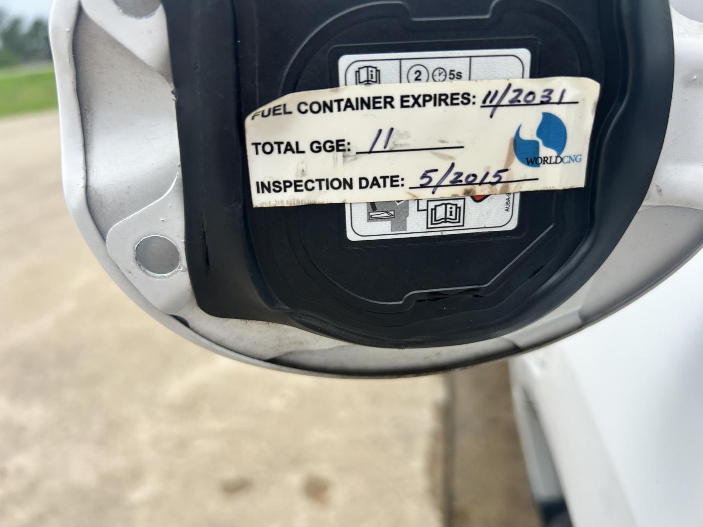 2011 WHITE /Gray Ford Escape (1FMCU9C75BK) with an 2.5L L4 DOHC 16V engine, 6-Speed Automatic transmission, located at 17760 Hwy 62, Morris, OK, 74445, (918) 733-4887, 35.609104, -95.877060 - 2011 FORD ESCAPE AWD AND HAS THE 2.5L L4 ENGINE. DEDICATED CNG ONLY RUNS ON COMPRESSED NATURAL GAS. IT FEATURES CLOTH INTERIOR, MANUAL SEATS, POWER WINDOWS, POWER LOCKS,CRUISE CONTROL, AM/FM RADIO, SIRIUS RADIO, CD PLAYER, AUXILARY PORT, AND HAND FREE CALLING. TIRES 235/70R16 AND ONLY HAS 111,801 M - Photo#16