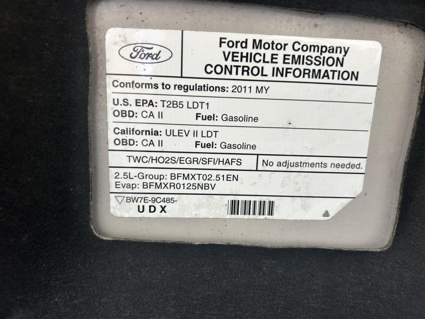 2011 WHITE /Gray Ford Escape (1FMCU9C75BK) with an 2.5L L4 DOHC 16V engine, 6-Speed Automatic transmission, located at 17760 Hwy 62, Morris, OK, 74445, (918) 733-4887, 35.609104, -95.877060 - 2011 FORD ESCAPE AWD AND HAS THE 2.5L L4 ENGINE. DEDICATED CNG ONLY RUNS ON COMPRESSED NATURAL GAS. IT FEATURES CLOTH INTERIOR, MANUAL SEATS, POWER WINDOWS, POWER LOCKS,CRUISE CONTROL, AM/FM RADIO, SIRIUS RADIO, CD PLAYER, AUXILARY PORT, AND HAND FREE CALLING. TIRES 235/70R16 AND ONLY HAS 111,801 M - Photo#20